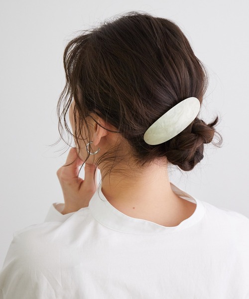 ROPE' PICNIC（ロペピクニック）の「マーブルカーブヘアバレッタ（バレッタ/ヘアクリップ・レディース・ブラウン系その他2/グレー/キナリ・FREE）」の2枚目の写真