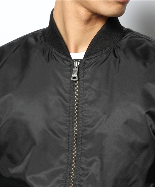 GIORDANO（ジョルダーノ）の「[GIORDANO]ナイロン中綿MA-1ジャケット（ミリタリージャケット・メンズ・ブラック/ネイビー/アーミー・SMALL/MEDIUM/LARGE/X-LARGE）」の8枚目の写真