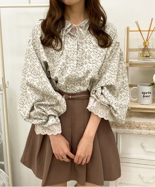 apres jour(アプレジュール)の「花柄袖ボリュームブラウス【ZOZOTOWN限定アイテム】(シャツ/ブラウス・レディース・アイボリー/ミント/モカ/ダークブルー・フリー/X-LARGE)」の18枚目の写真
