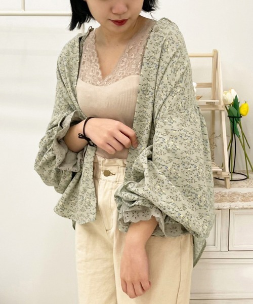 apres jour(アプレジュール)の「花柄袖ボリュームブラウス【ZOZOTOWN限定アイテム】(シャツ/ブラウス・レディース・アイボリー/ミント/モカ/ダークブルー・フリー/X-LARGE)」の6枚目の写真