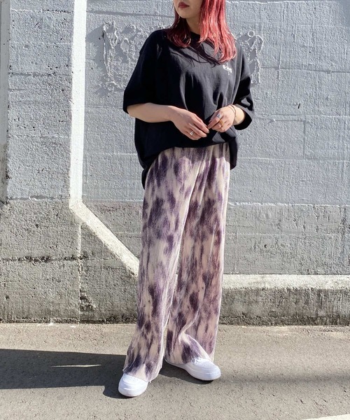 PBLIM（ページボーイリム）の「【PAGEBOYLIM】スペースロゴT（Tシャツ/カットソー・レディース・オフホワイト/ブラック/イエロー・MEDIUM/LARGE）」の7枚目の写真