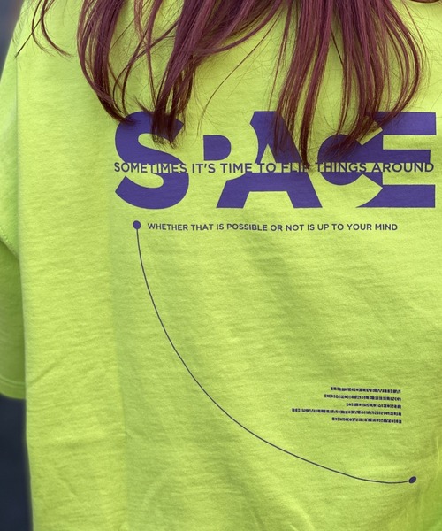 PBLIM（ページボーイリム）の「【PAGEBOYLIM】スペースロゴT（Tシャツ/カットソー・レディース・オフホワイト/ブラック/イエロー・MEDIUM/LARGE）」の5枚目の写真