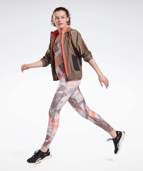 Reebok（リーボック）の「ワークアウトレディ プリンテッド スポーツブラ / Workout Ready Printed Sports Bra（スポーツブラ・レディース・ブラック/ライトブラウン/パープル系その他・SMALL/MEDIUM/LARGE/X-LARGE/X-SMALL/XX-LARGE）」の13枚目の写真