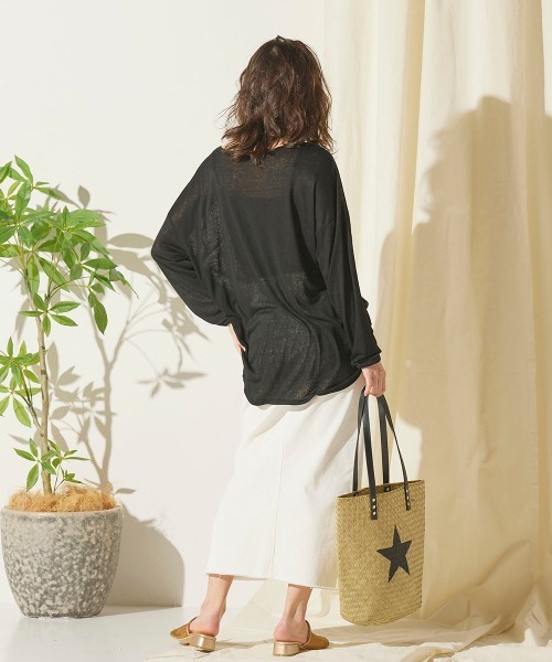 LIPSTAR（リップスター）の「【セット商品】シアープルオーバー＆キャミソール（Tシャツ/カットソー・レディース・オフホワイト/ブラック/ブルー・M）」の5枚目の写真