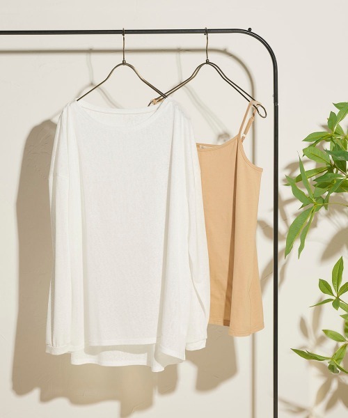 LIPSTAR（リップスター）の「【セット商品】シアープルオーバー＆キャミソール（Tシャツ/カットソー・レディース・オフホワイト/ブラック/ブルー・M）」の4枚目の写真
