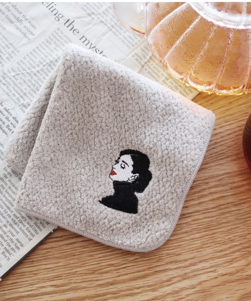 Actually（アクチュアリー）の「【ZOZO限定色】Fairy タオルハンカチ（ハンカチ/ハンドタオル・レディース・グレー/ホワイト/ライトブルー・フリー）」の2枚目の写真