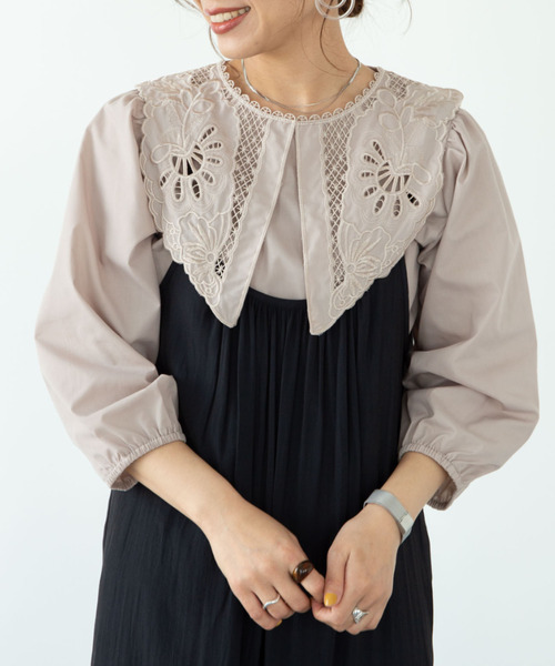 ELENCARE DUE(エレンカーレデュエ)の「・ELENCARE DUE 刺繍レースカラーブラウス*(シャツ/ブラウス・レディース・ブラック/オフホワイト/ピンクベージュ・FREE)」の3枚目の写真