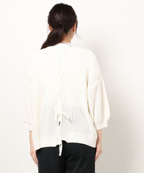 ehka sopo（エヘカソポ）の「バックレースアップクルーカーデ（カーディガン/ボレロ・レディース・モカ/ネイビー/オフホワイト・ﾌﾘ-）」の4枚目の写真