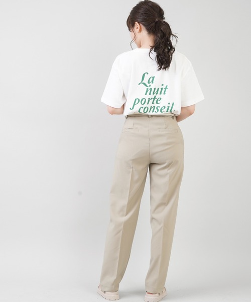 SPINNS（スピンズ）の「アソートロゴバックプリントTシャツ（Tシャツ/カットソー・レディース・ホワイト×レッド/ホワイト×グリーン/ホワイト×ブルー/ホワイト×ブラック/ホワイト系その他・ONESIZE）」の21枚目の写真