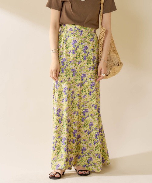 SHENERY（シーナリー）の「フラワープリント切替マキシスカート（スカート・レディース・ブラック/イエロー・38/36）」の19枚目の写真