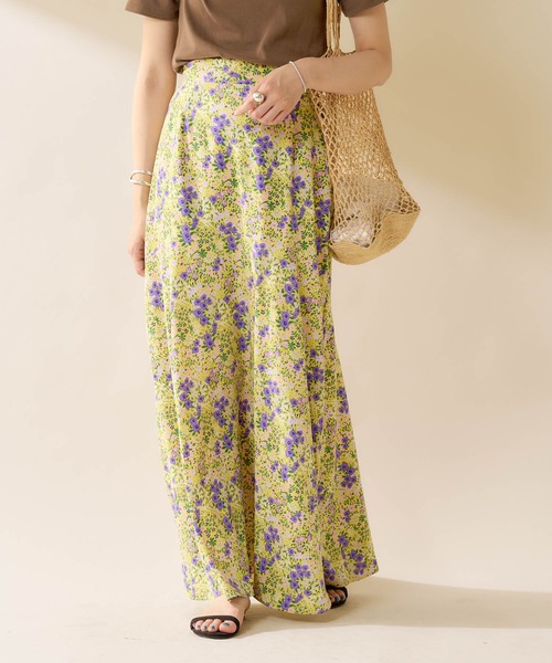 SHENERY（シーナリー）の「フラワープリント切替マキシスカート（スカート・レディース・ブラック/イエロー・38/36）」の21枚目の写真