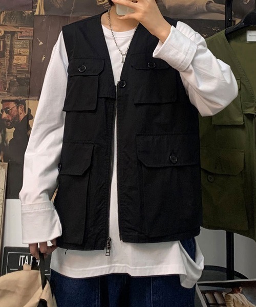 KOR(ケーオーアール)の「ビッグポケット フィッシングベスト(ベスト・メンズ・ブラック/カーキ・M/L/XL)」の3枚目の写真