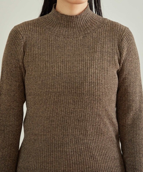 forksy.(フォルクシー)の「【forksy.】メランジスリットスリーブタートルニット(ニット/セーター・レディース・ネイビー/ブラウン/グリーン/ワイン・FREE)」の5枚目の写真