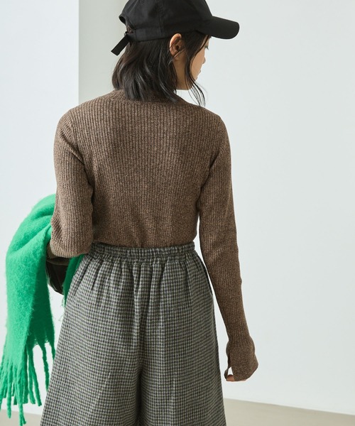 forksy.(フォルクシー)の「【forksy.】メランジスリットスリーブタートルニット(ニット/セーター・レディース・ネイビー/ブラウン/グリーン/ワイン・FREE)」の14枚目の写真