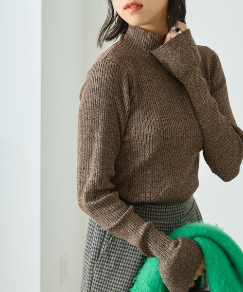 forksy.(フォルクシー)の「【forksy.】メランジスリットスリーブタートルニット(ニット/セーター・レディース・ネイビー/ブラウン/グリーン/ワイン・FREE)」の15枚目の写真
