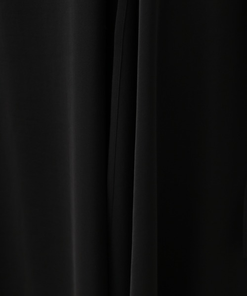 Chaos（カオス）の「Chaos(カオス)/ジェラサテンラップ ロングフレアースカート（スカート・レディース・アイボリー/チャコールグレー/グレー系その他・FREE）」の9枚目の写真