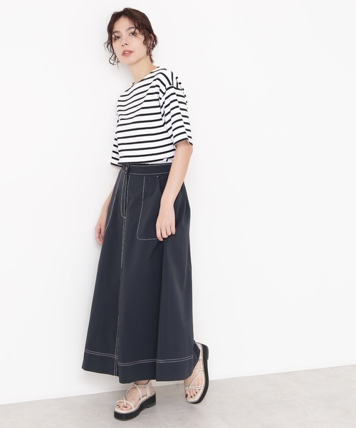 N.(N. Natural Beauty Basic)(エヌエヌナチュラルビューティーベーシック)の「◆スリットボーダーTシャツ(Tシャツ/カットソー・レディース・ブラック系その他/ブラウン系その他/ブルー系その他・MEDIUM)」の5枚目の写真
