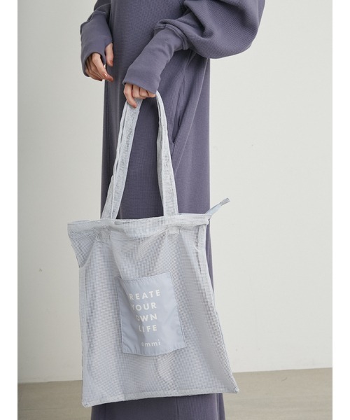 emmi（エミ）の「【emmi yoga】メッシュトート（ショルダーバッグ・レディース・サックスブルー/ホワイト/ベージュ・FREE）」の15枚目の写真