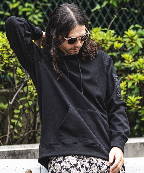 CAMBIO（カンビオ）の「mpa2663-Sleeve Pocket Back Brushed Over size Pull Parka パーカー（パーカー・メンズ・ブラック/グレー/ホワイト・M/L/S）」の5枚目の写真