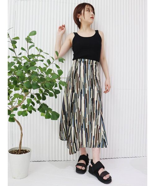 MURUA（ムルーア）の「ストライプイレヘムスカート（スカート・レディース・ブラウン/その他1・FREE）」の3枚目の写真