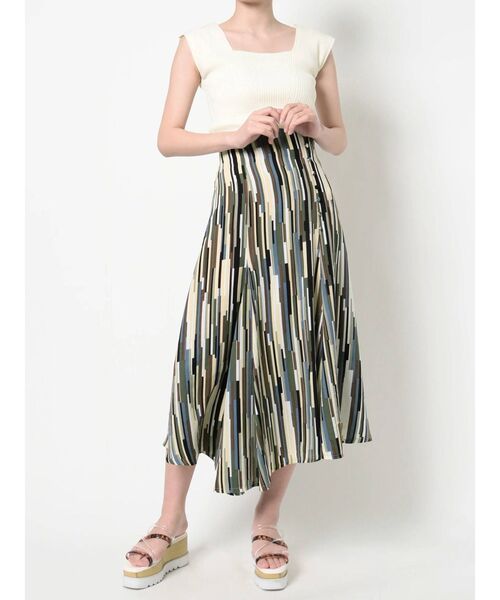 MURUA（ムルーア）の「ストライプイレヘムスカート（スカート・レディース・ブラウン/その他1・FREE）」の8枚目の写真