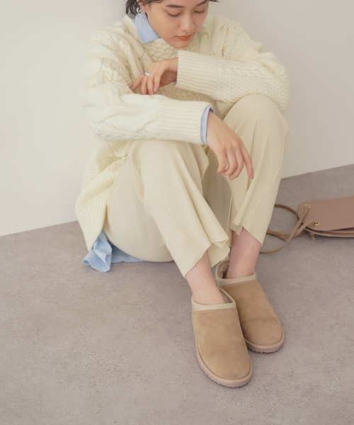 AMERICAN HOLIC（アメリカンホリック）の「ショートムートン（ブーツ・レディース・ブラック/ベージュ・S/M/L）」の5枚目の写真