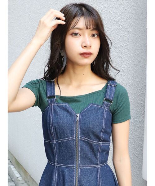 MURUA(ムルーア)の「アシメデコルテリブトップス(Tシャツ/カットソー・レディース・ブラック/グリーン/ベージュ/モカ・FREE)」の15枚目の写真