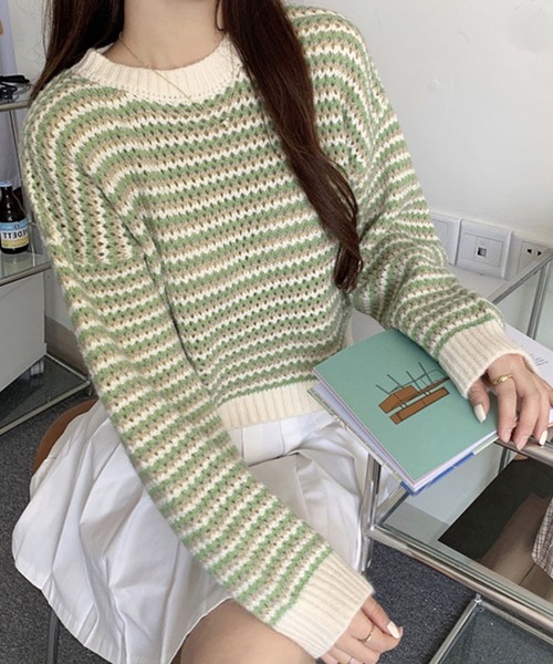 DAY CLOSET(デイ クローゼット)の「レディース くすみカラフルショート丈ボーダー柄ニット(ニット/セーター・レディース・レッド/オレンジ/ミント・ONE SIZE)」の11枚目の写真