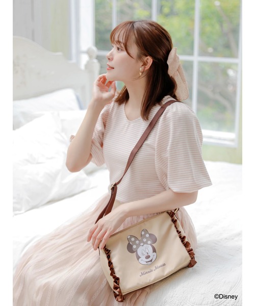 Disney(ディズニー)の「ミッキー&ミニー/フリルショルダーバッグ(ショルダーバッグ・レディース・ブラック/ベージュ・FREE)」の4枚目の写真