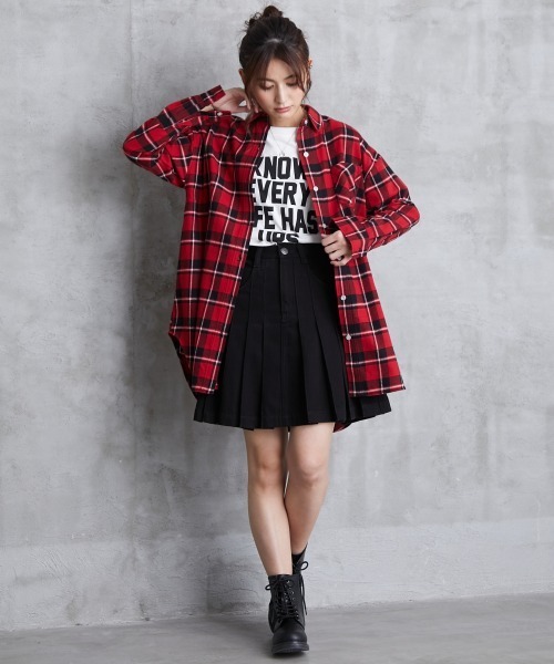 ROSE FAN FAN（ローズファンファン）の「大きいサイズ デニムプリーツミニスカート ローズファンファン（デニムスカート・レディース・ブルー系/ブラック系・4L/5L/L/6L/LL/3L）」の12枚目の写真