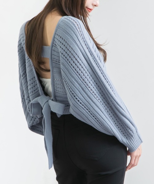 Newlyme（ニューリーミー）の「バックディティールボーダー編みニットトップス（ニット/セーター・レディース・ブラック/ベージュ/ブルー/ブラウン/ラベンダー/チャコールグレー/アイボリー・X-LARGE/MEDIUM/LARGE）」の6枚目の写真