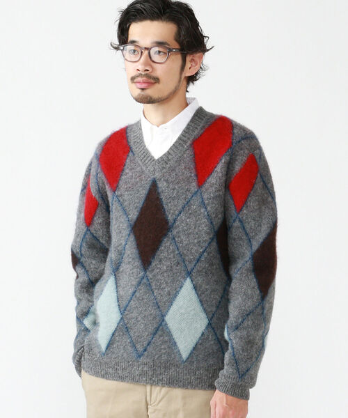 BEAMS PLUS（ビームスプラス）の「BEAMS PLUS / ジャカード ダイアモンド  Vネック ニット（ニット/セーター・メンズ・イエロー/グレー・LARGE/MEDIUM/X-LARGE/SMALL）」の8枚目の写真