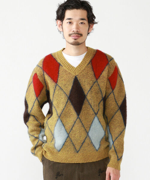 BEAMS PLUS（ビームスプラス）の「BEAMS PLUS / ジャカード ダイアモンド  Vネック ニット（ニット/セーター・メンズ・イエロー/グレー・LARGE/MEDIUM/X-LARGE/SMALL）」の9枚目の写真