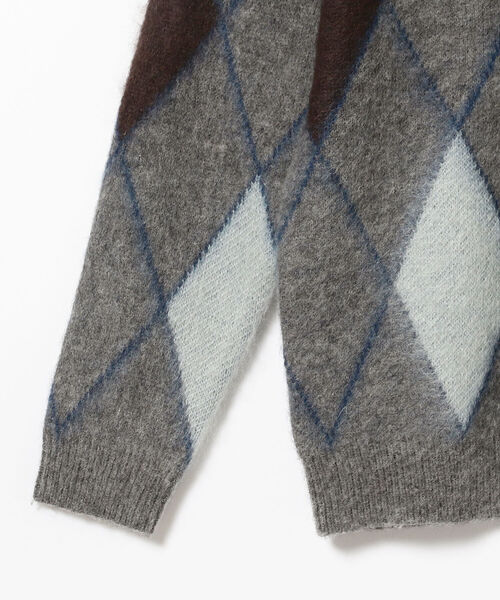 BEAMS PLUS（ビームスプラス）の「BEAMS PLUS / ジャカード ダイアモンド  Vネック ニット（ニット/セーター・メンズ・イエロー/グレー・LARGE/MEDIUM/X-LARGE/SMALL）」の18枚目の写真