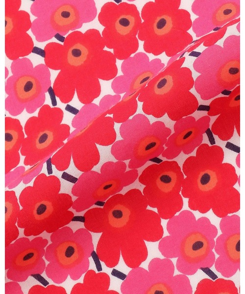 marimekko(マリメッコ)の「Mini Unikko / Astrilli scarf(ストール/ショール・レディース・レッド/ブラック・FREE)」の3枚目の写真