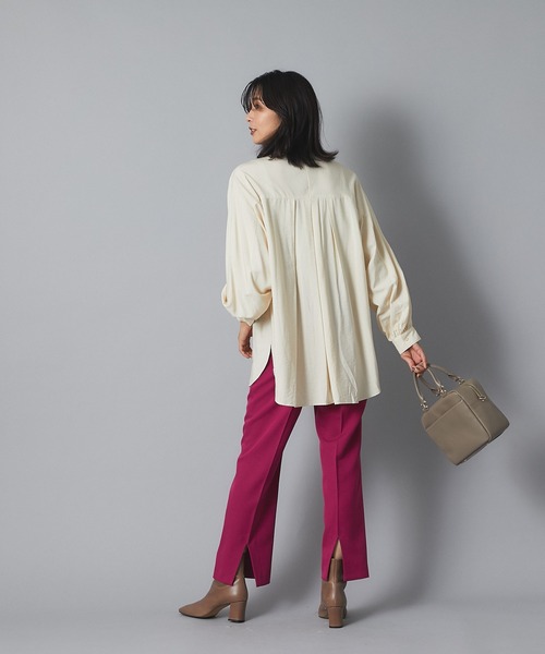 RIVE DROITE（リヴドロワ）の「《2サイズ展開》冬のスタイリングに華やかさをプラス　ウールライクバックスリットパンツ（その他パンツ・レディース・ライトグレー/ピンク・36/38）」の10枚目の写真