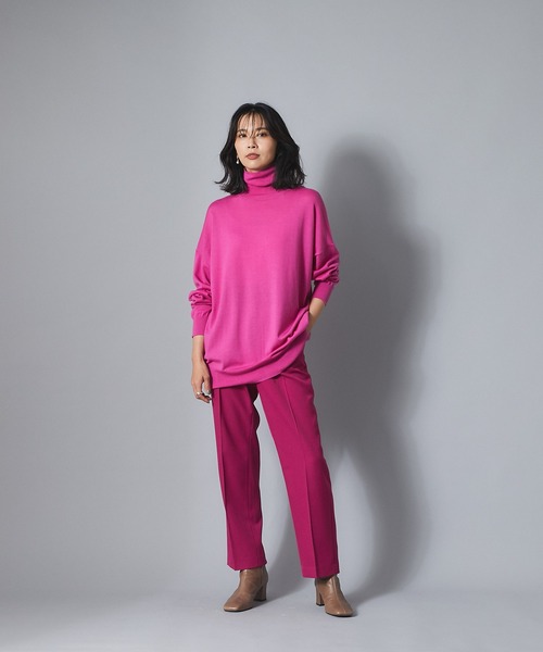 RIVE DROITE（リヴドロワ）の「《2サイズ展開》冬のスタイリングに華やかさをプラス　ウールライクバックスリットパンツ（その他パンツ・レディース・ライトグレー/ピンク・36/38）」の14枚目の写真