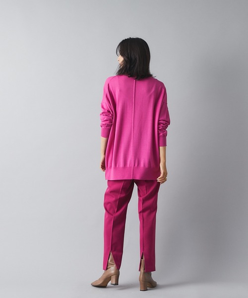 RIVE DROITE（リヴドロワ）の「《2サイズ展開》冬のスタイリングに華やかさをプラス　ウールライクバックスリットパンツ（その他パンツ・レディース・ライトグレー/ピンク・36/38）」の16枚目の写真