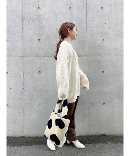 JUMELLE（ジュメロ）の「オーバーサイズニット（ニット/セーター・レディース・アイボリー・FREE）」の2枚目の写真