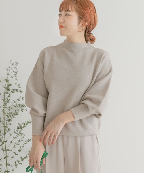 ITEMS URBANRESEARCH(アイテムズ アーバンリサーチ)の「ソデボリュームニット(ニット/セーター・レディース・ピンク/グリーン/グレー系その他・FREE)」の2枚目の写真