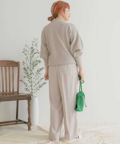 ITEMS URBANRESEARCH(アイテムズ アーバンリサーチ)の「ソデボリュームニット(ニット/セーター・レディース・ピンク/グリーン/グレー系その他・FREE)」の4枚目の写真