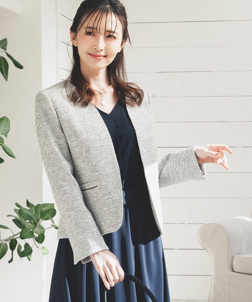 ikka(イッカ)の「ウエストベルトフレアワンピース(ワンピース・レディース・ネイビー/ライトベージュ・M/L)」の5枚目の写真