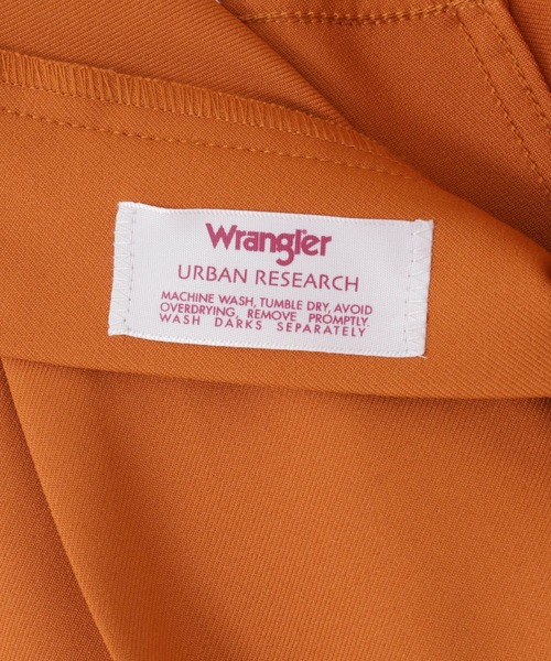 Wrangler（ラングラー）の「『別注』Wrangler×URBAN RESEARCH iD　TUCK WIDE WRANCHER（その他パンツ・メンズ・オレンジ・SMALL/MEDIUM/LARGE）」の20枚目の写真