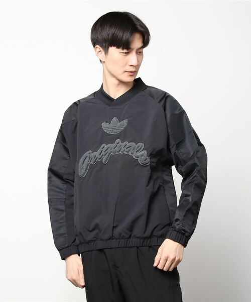 アディダス CLGT ポップオーバー ウインドブレーカー 黒 adidas（アディダス）の「CLGT ポップオーバー ウインドブレーカー