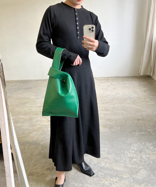 LIAN（リアン）の「サーマルフレアワンピース（ワンピース・レディース・アイボリー/ブラック/ミックスグレー・FREE）」の21枚目の写真