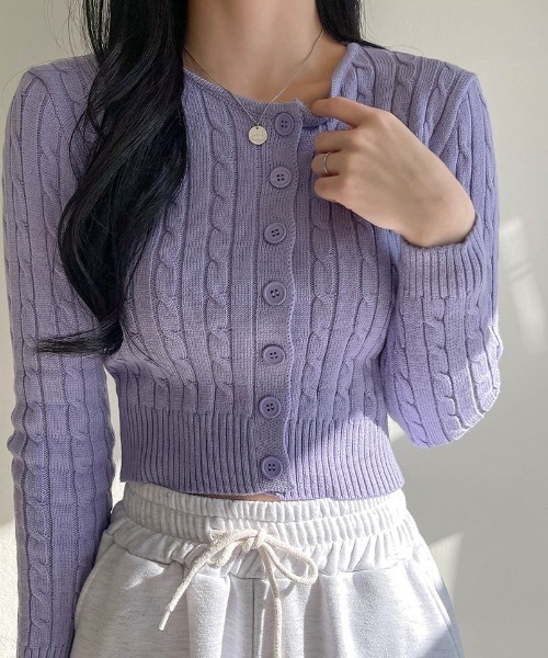 SONA（ソナ）の「SONYUNARA ケーブル編みラウンドネックカーディガン（カーディガン/ボレロ・レディース・ホワイト/ブラック/ライトグリーン/ライトパープル/ピンク・FREE）」の6枚目の写真