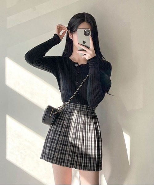 SONA（ソナ）の「SONYUNARA ケーブル編みラウンドネックカーディガン（カーディガン/ボレロ・レディース・ホワイト/ブラック/ライトグリーン/ライトパープル/ピンク・FREE）」の13枚目の写真