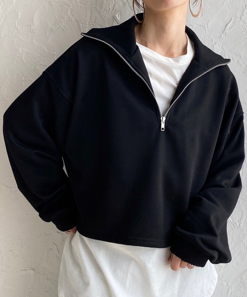 She's Closet(シーズクローゼット)の「裏毛ショート丈ハーフジッププルオーバースウェット(スウェット・レディース・杢グレー/グリーン/ブラック/オートミール・FREE)」の2枚目の写真