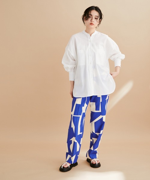 ADAM ET ROPE'(アダムエロペ)の「【アウトレット店舗・WEB限定】TCブロードバンドカラーシャツ(シャツ/ブラウス・レディース・ブラック/ホワイト/グリーン/ネイビー/ブルー・FREE)」の20枚目の写真