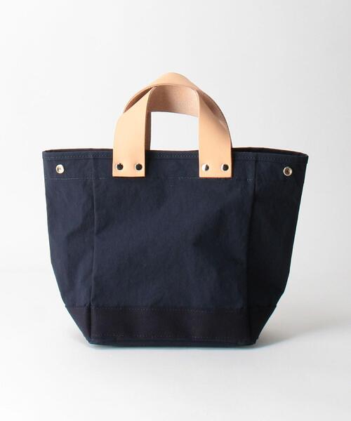 ajew（エジュー）の「＜AJEW＞SHIKAKU トートバッグ -2WAY- ：（トートバッグ・レディース・ホワイト/ネイビー・FREE）」の5枚目の写真